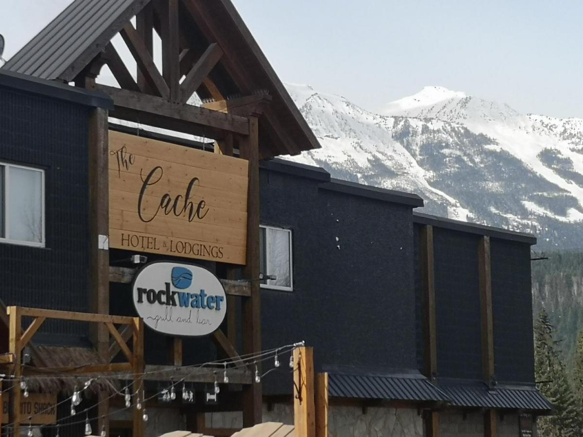 The Cache Hotel And Lodgings Golden Bagian luar foto